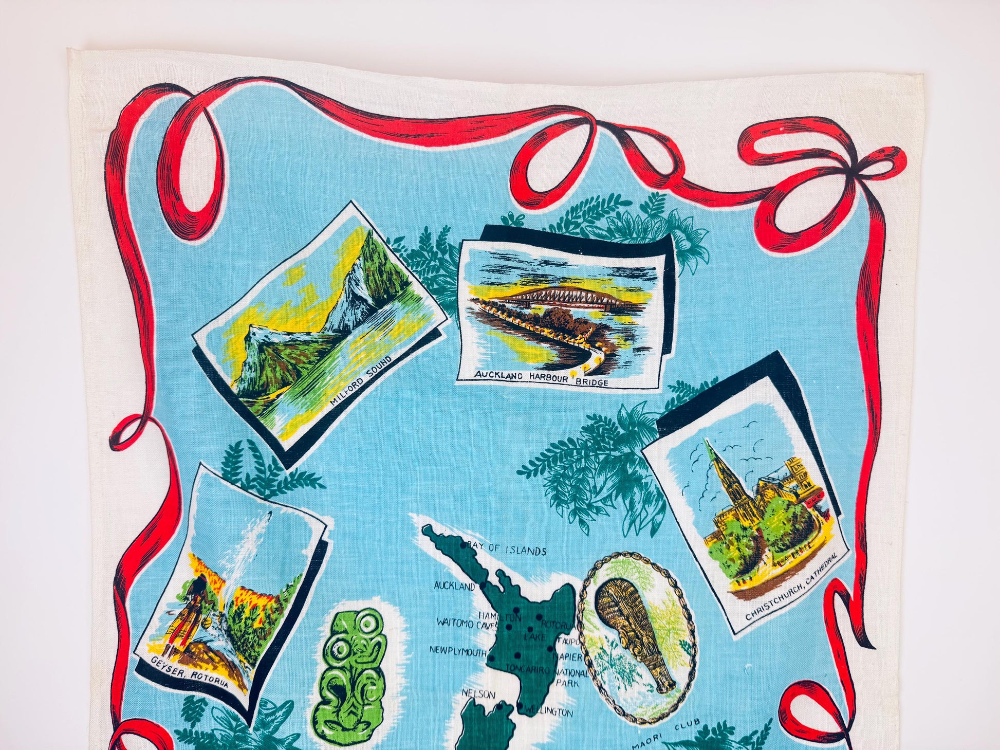 Product image for 'vintage new zealand linen kitchen tea towel new zealand souvenir' (view e19471)
