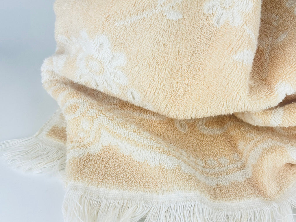 Product image for 'vintage royal family cannon rectangular beige white floral fringe bath towel made in usa cotton polyester blend sold separately' (view 79098d)