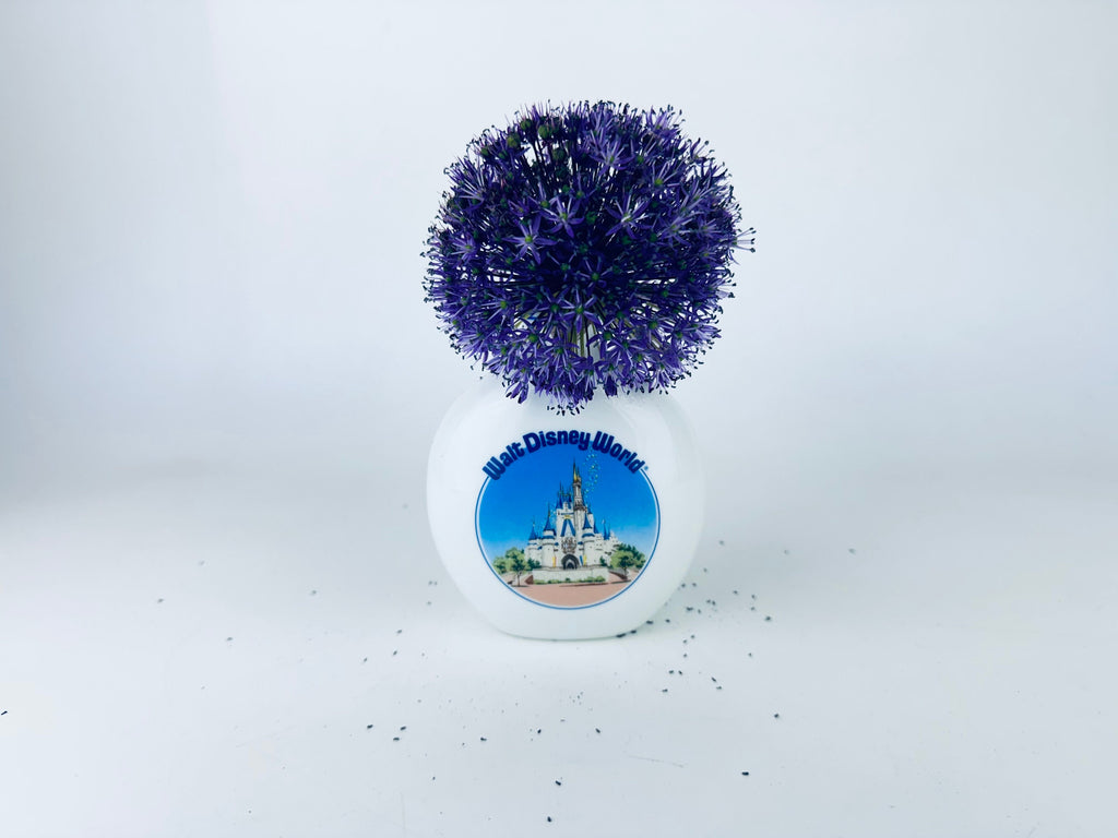 Product image for 'vintage walt disney world ceramic bud vase cinderellas castle design made in japan vintage souvenir' (view 8a6c69)