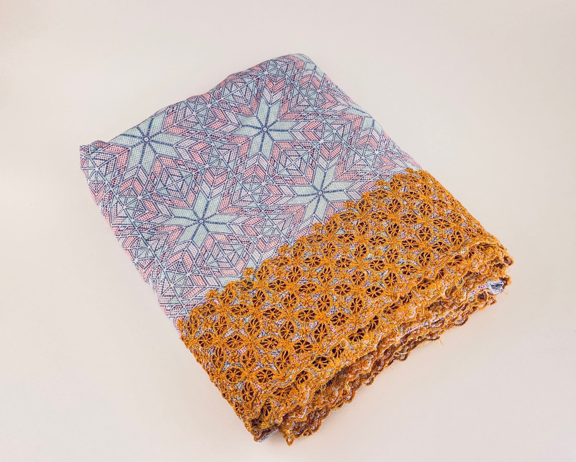 Product image for 'vintage purple blue table cloth nordic snowflake floral lace edge' (view 7c9076)