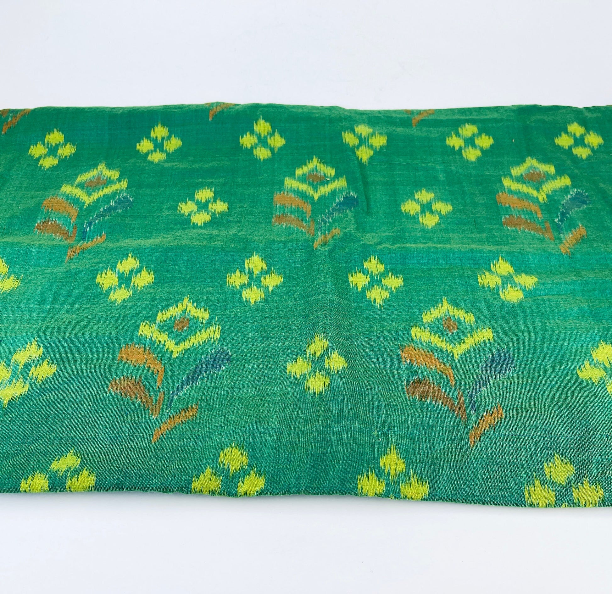 Product image for 'vintage green yellow brown geometric ikat cotton fabric 40 5 x 80' (view 99fa13)