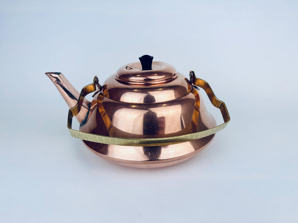 Product image for 'vintage dutch copper brass teapot kettle made in holland by kdm holland' (view 14b966)