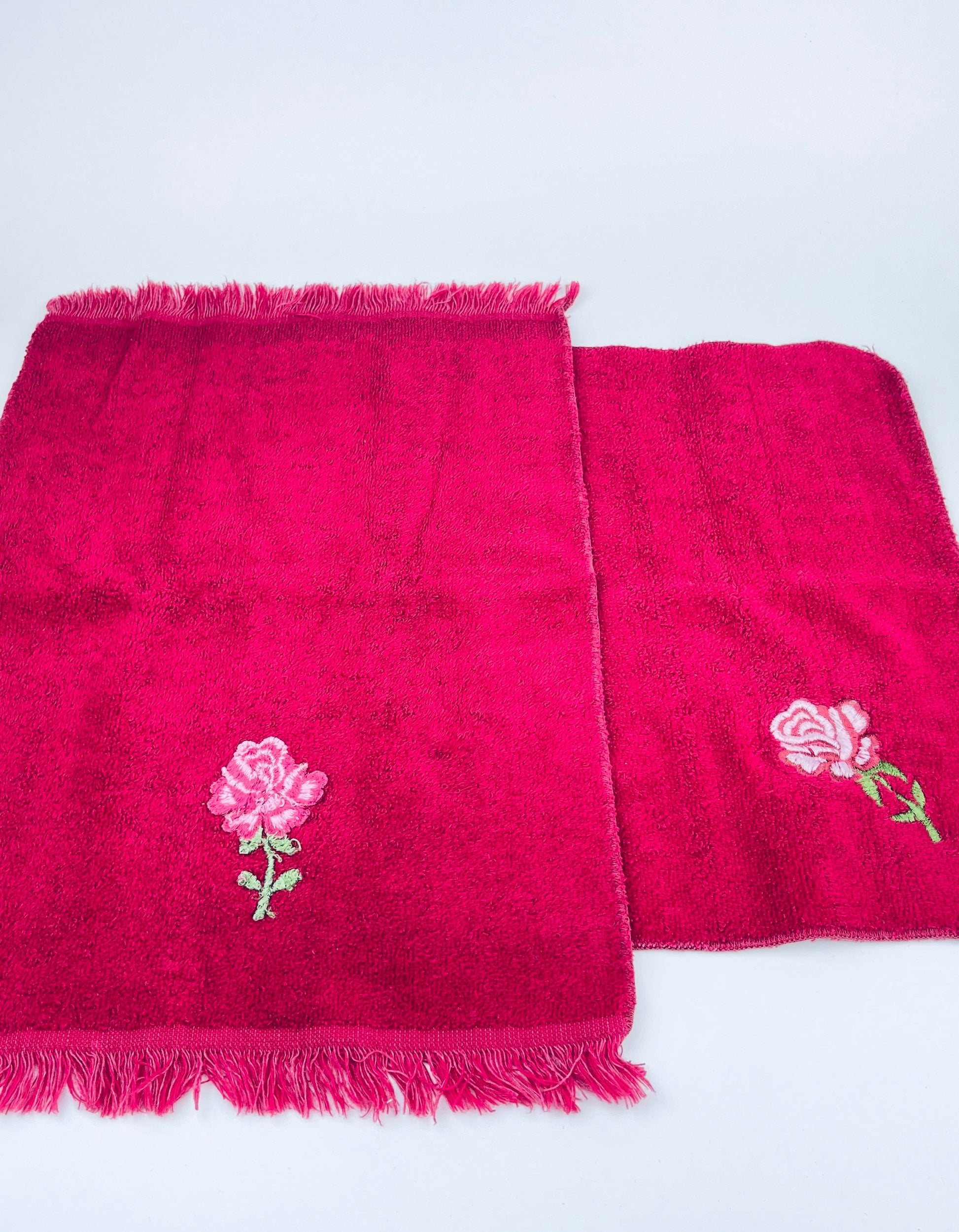 Product image for 'vintage sears bathmates hand face towel embroidered maroon floral set of two 2 cotton polyester blend made in canada' (view a4aab0)
