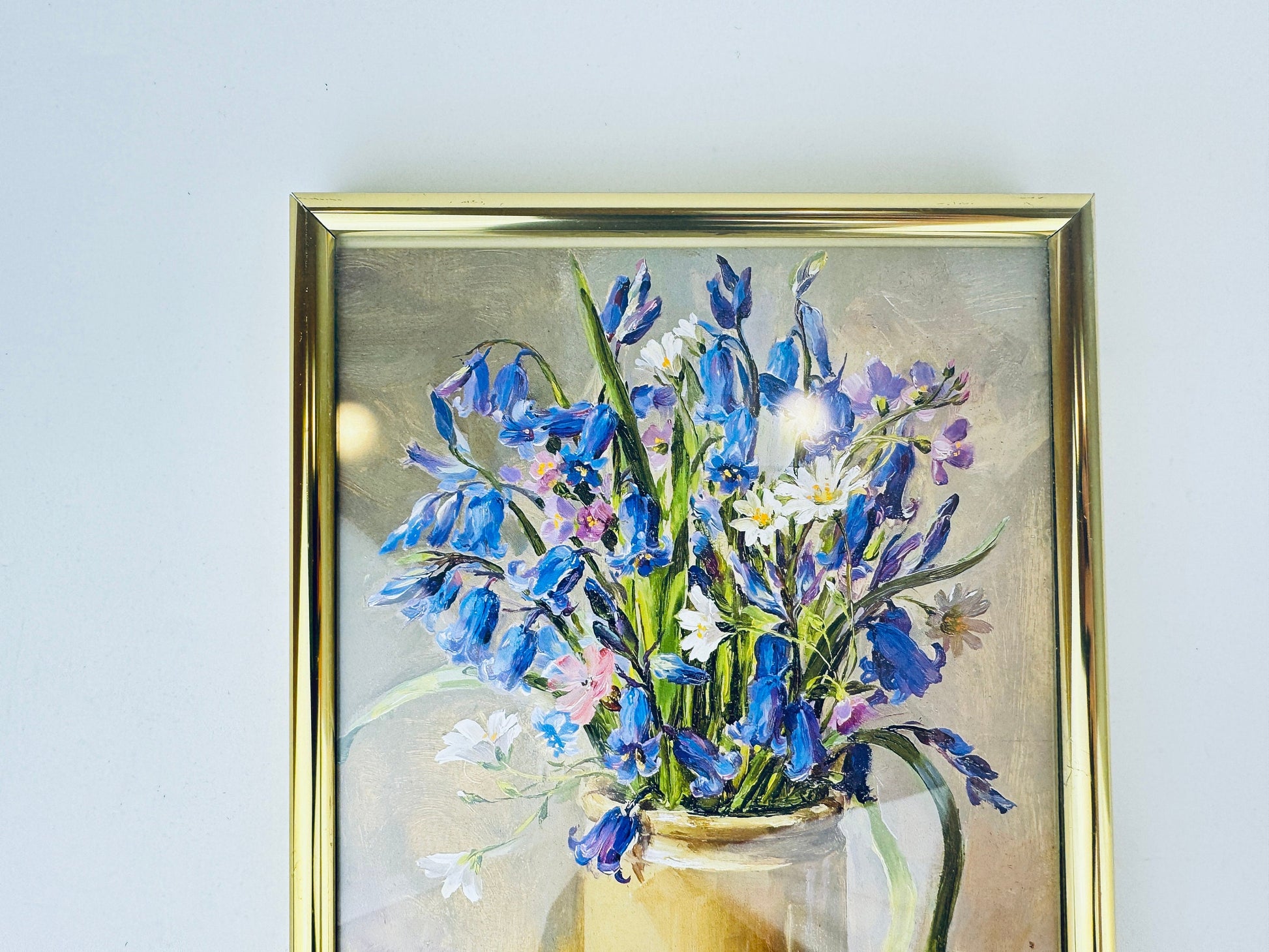 Product image for 'vintage wall mount brushed gold tone metal 6 x 8 picture frame pressure held back frames sold separately' (view cc5c50)