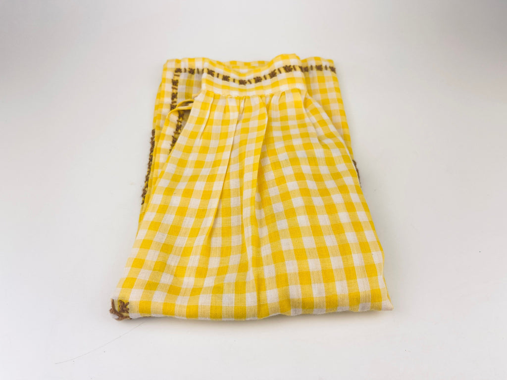 Product image for 'vintage yellow white gingham embroidered waist apron right pocket detail' (view 759b7b)