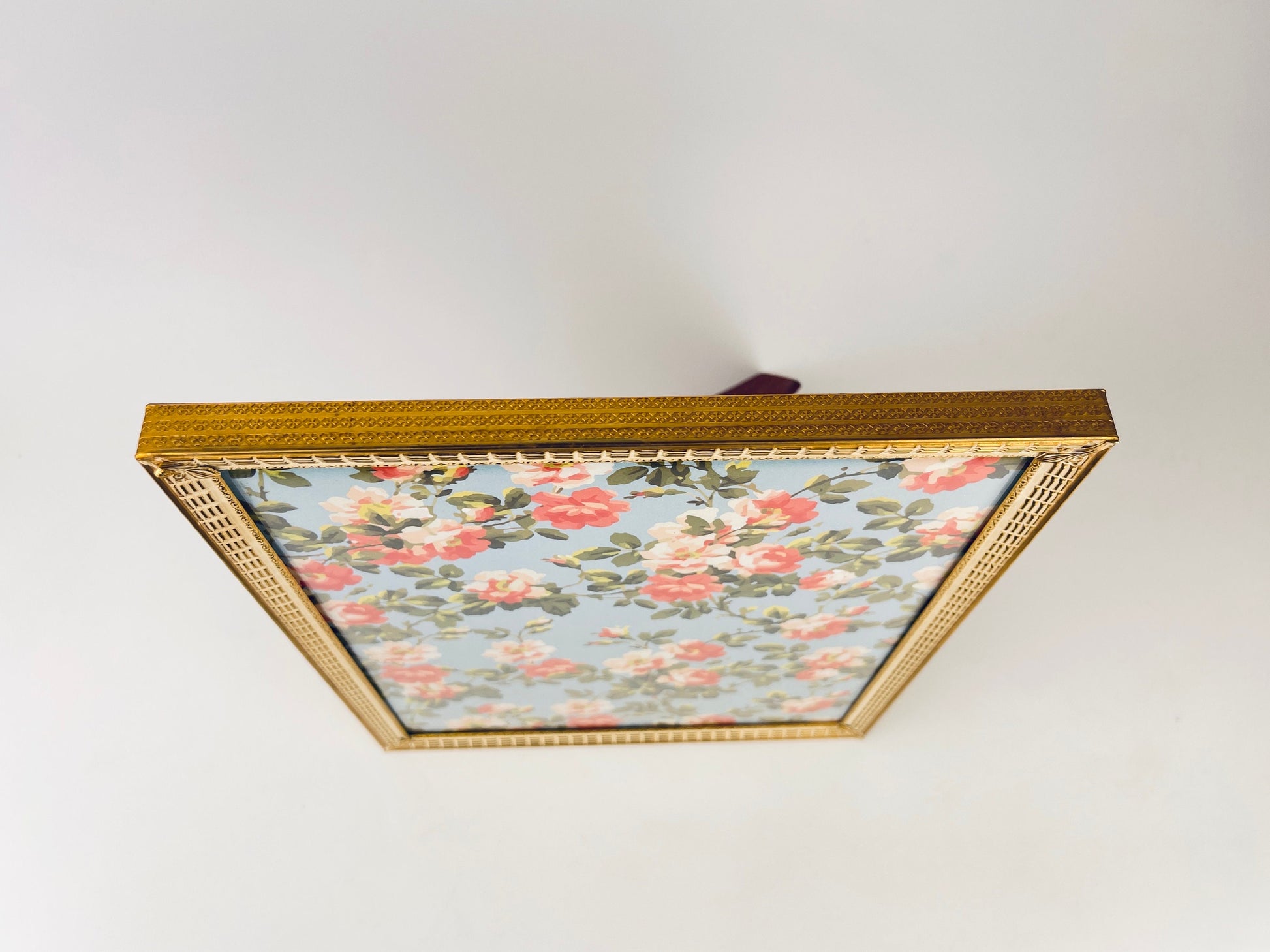 Product image for 'vintage ornate gold white 8 x 10 picture frame hollywood regency style' (view 4ad069)