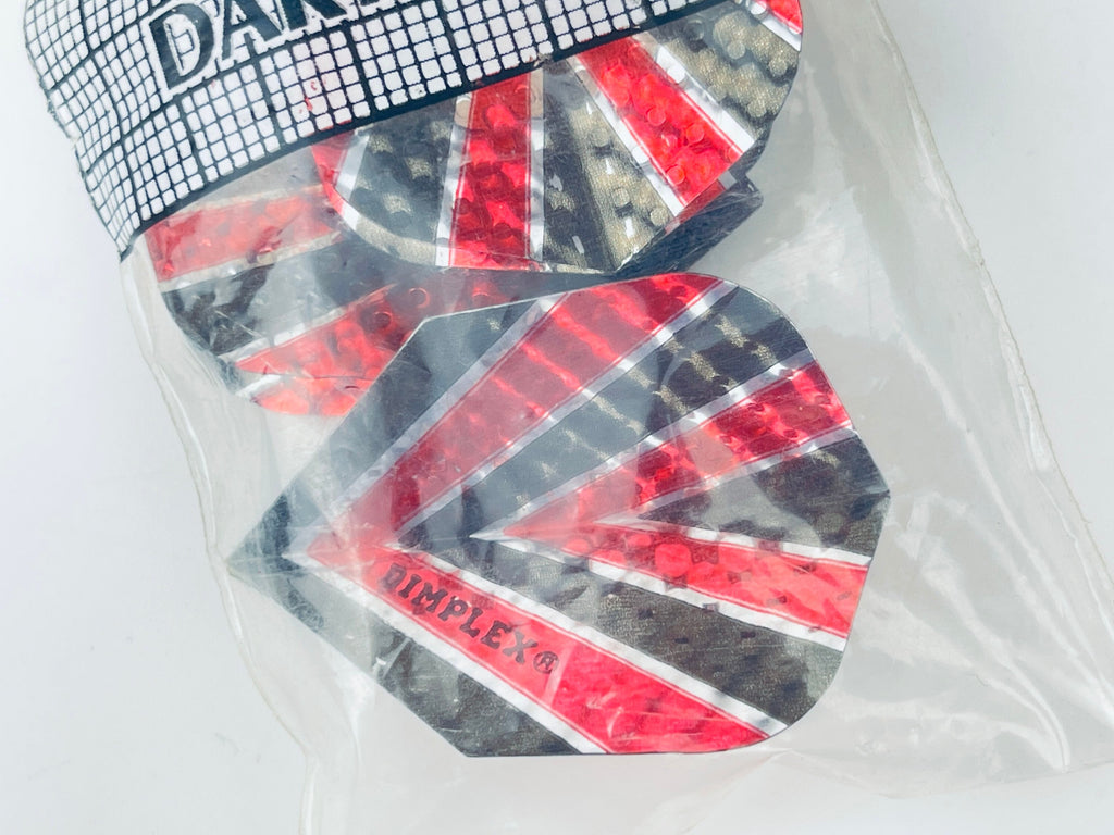 Product image for 'vintage dimplex dart flights pack of three 3 made in uk' (view ea99ee)