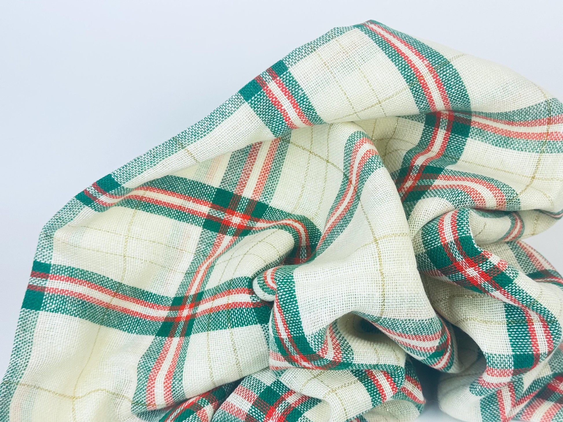 Product image for 'vintage square christmas plaid table cloth gold metallic stripe new old stock nos' (view 24d923)