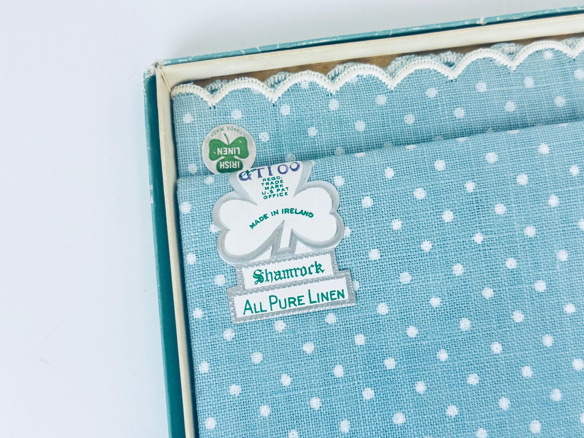 Product image for 'vintage irish linen set of 2 blue polka dot guest towels nos brown s shamrock linens' (view 27ea8a)
