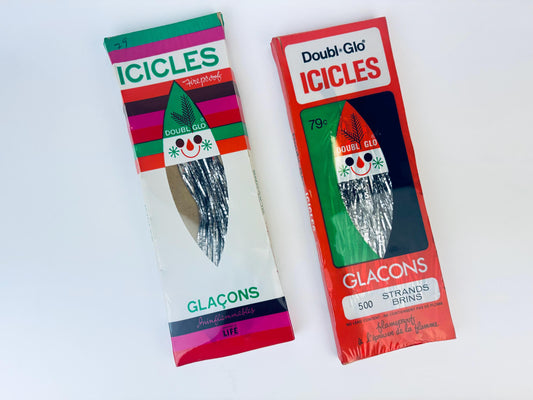 Product image for 'vintage flameproof silver christmas tree icicles tinsel strands made in canada by doubl glo new old stock nos' (view 9d3edf)
