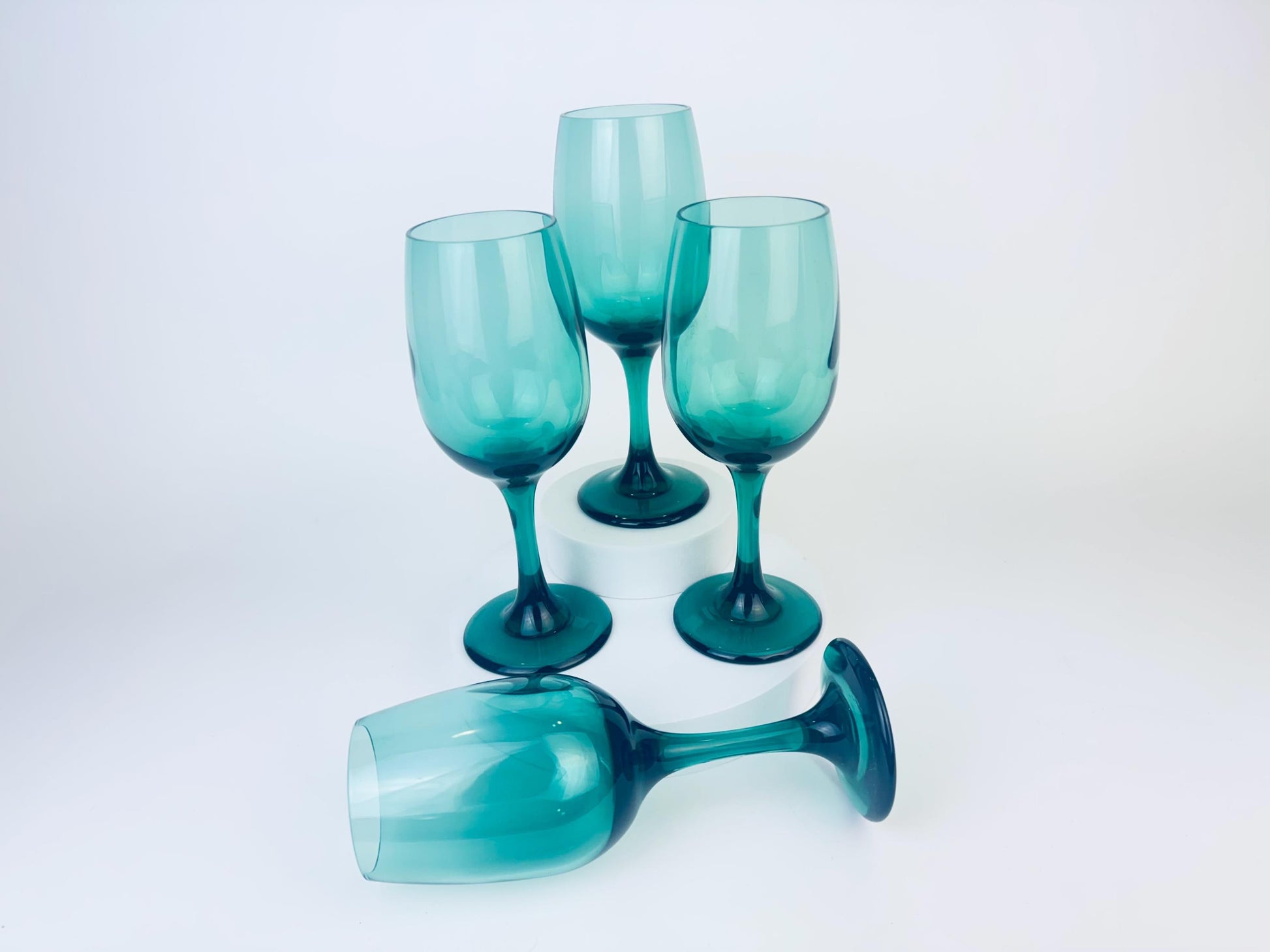 Product image for 'vintage juniper green libbey wine glasses sets sold separately' (view 21edeb)