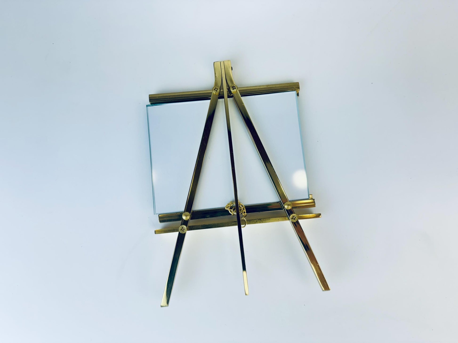 Product image for 'vintage solid brass picture frame easel 3 5 x 5 tabletop mounted made in korea' (view 12d6bd)