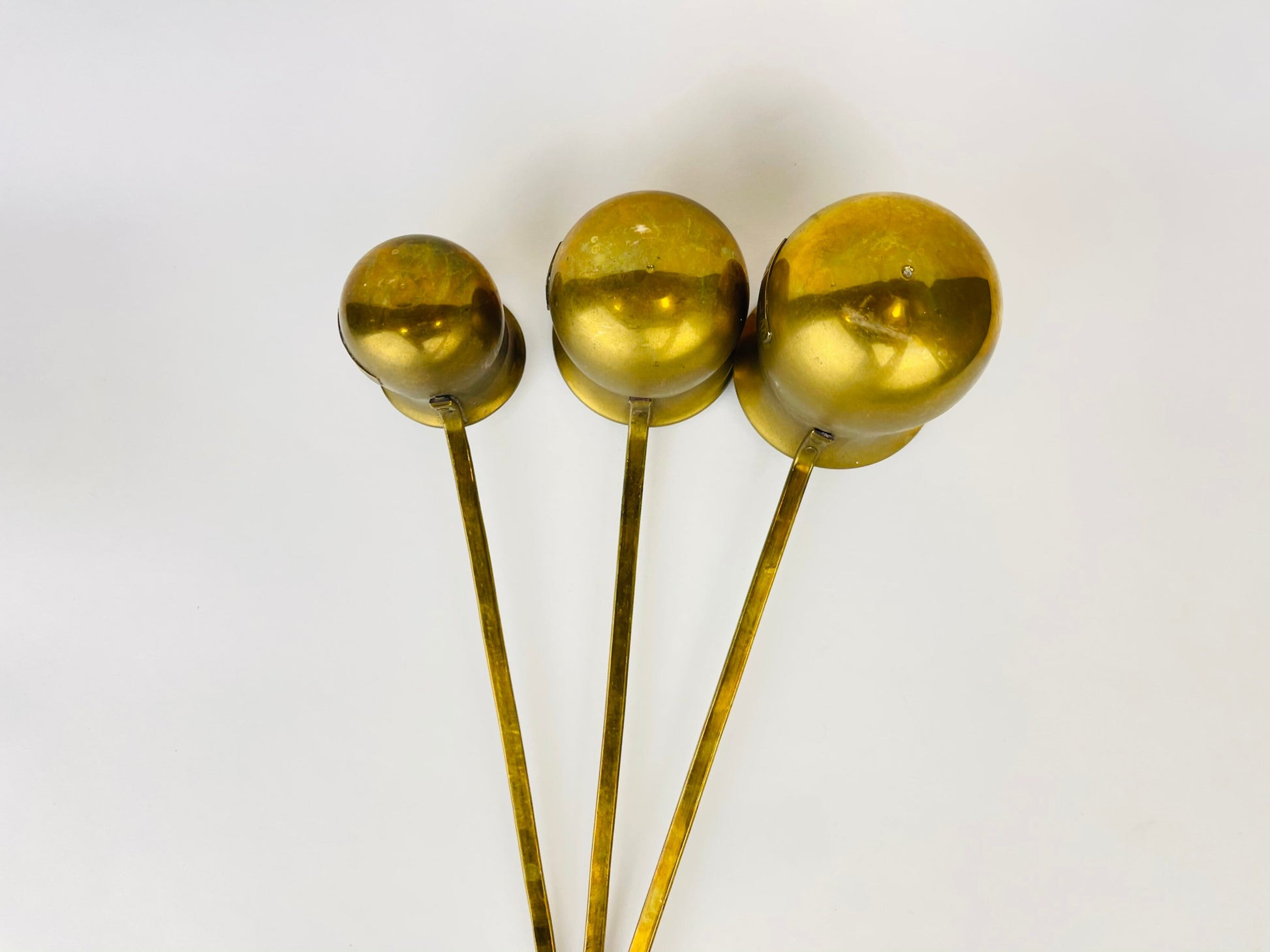 Product image for 'vintage brass spirit measures for the sophisticated bar timeless elegance' (view e56ca4)