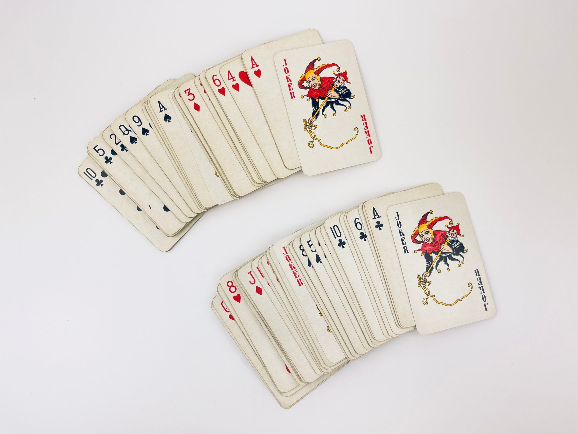 Product image for 'vintage siamese cat poodle pattern playing cards made in austria by piatnik decks sold separately' (view 14e0b6)