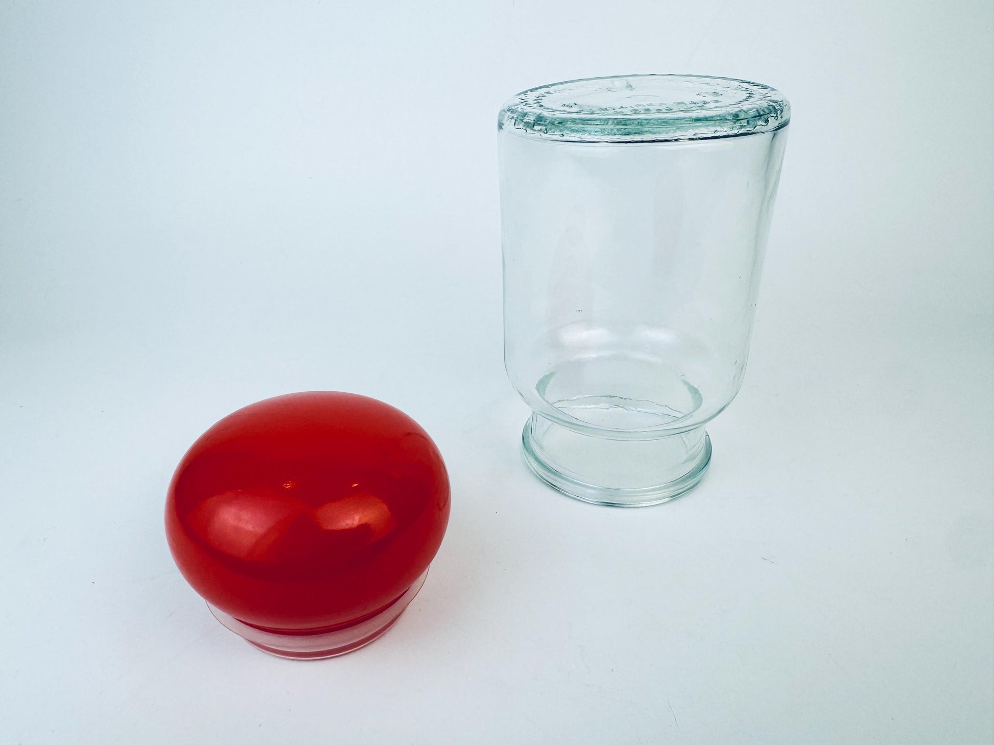 Product image for 'vintage bright red glass lid apothecary airtight glass jar made in belgium' (view 5fbe46)