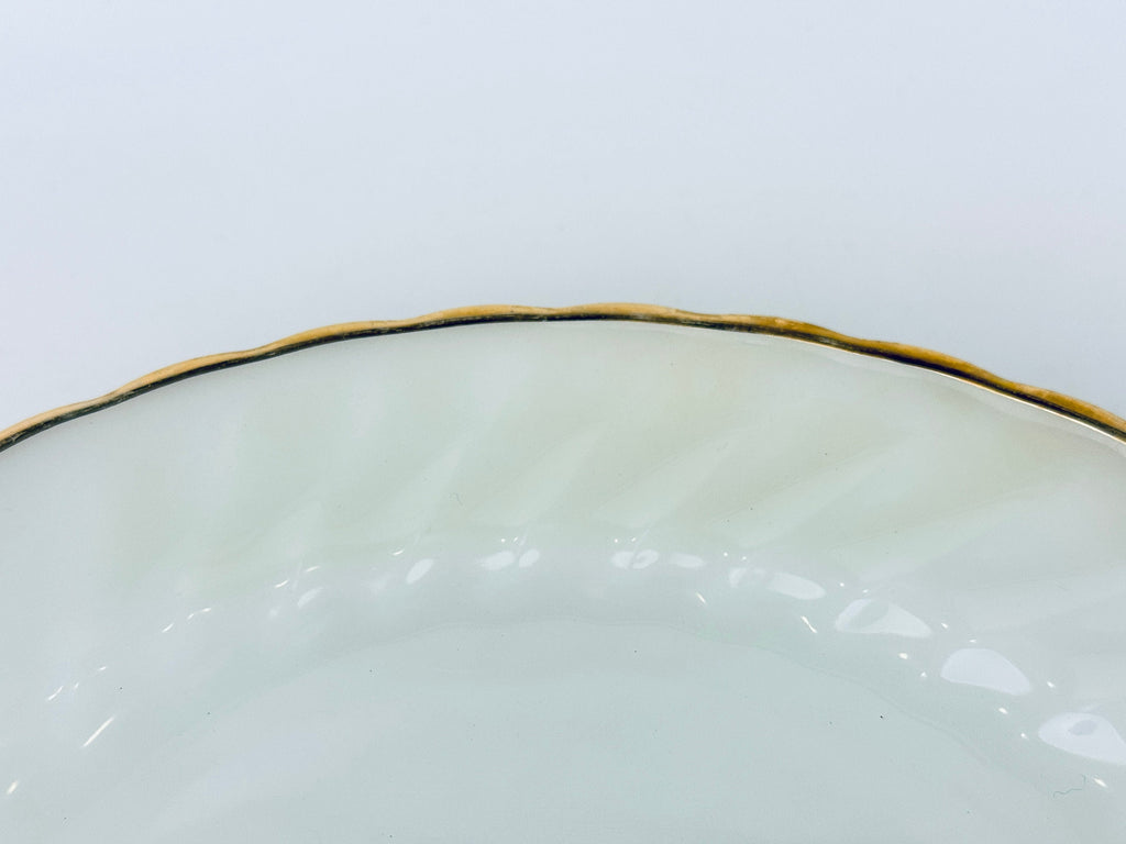 Product image for 'vintage anchor hocking suburbia pattern white gold gilt rim scallopped shell milk glass dinner plates made in usa sold separately' (view 4d6299)