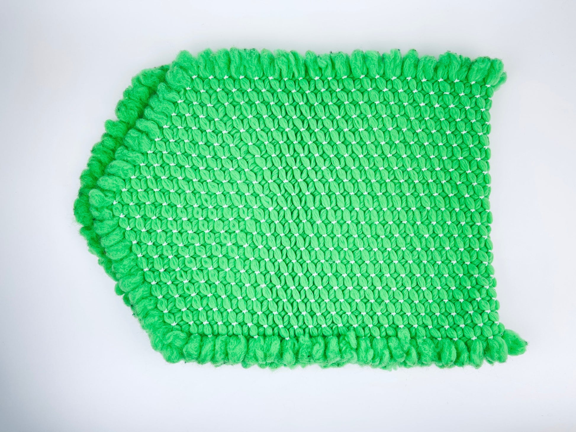 Product image for 'vintage green woven fringe table runner 11 x 30' (view 5673b0)