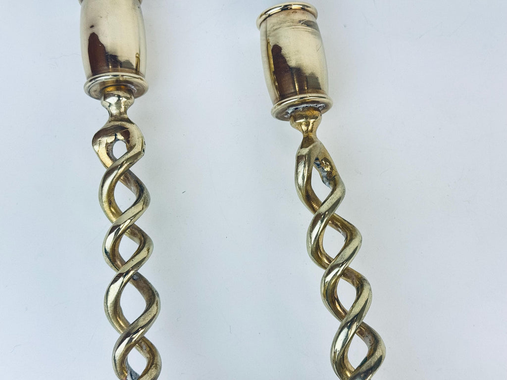 Product image for 'vintage peerage england brass barley twist candlesticks mid century elegance set of 2' (view 6fb6ec)