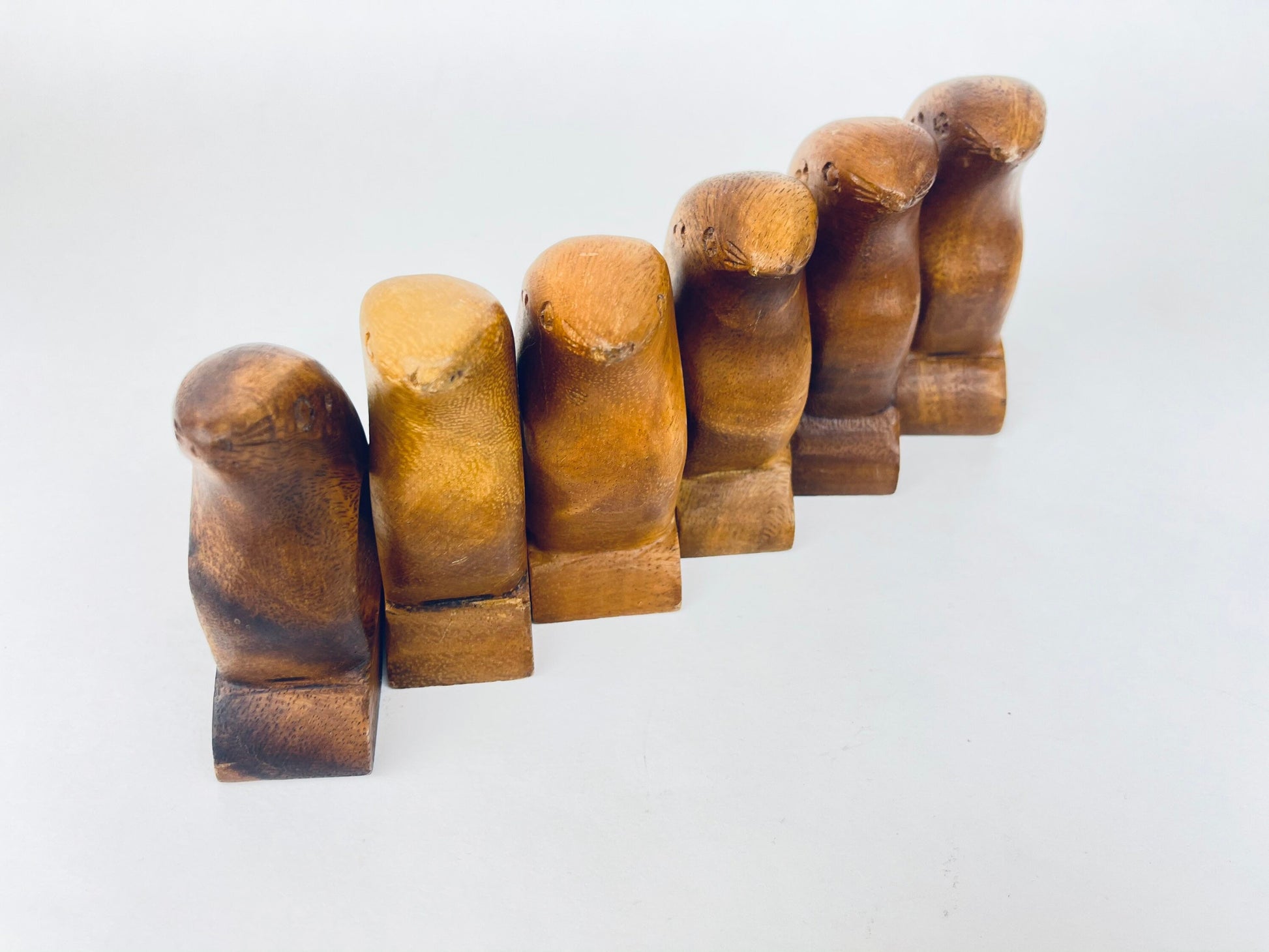 Product image for 'vintage hand carved wooden sea lion napkin ring holders set of five 5' (view a99aef)