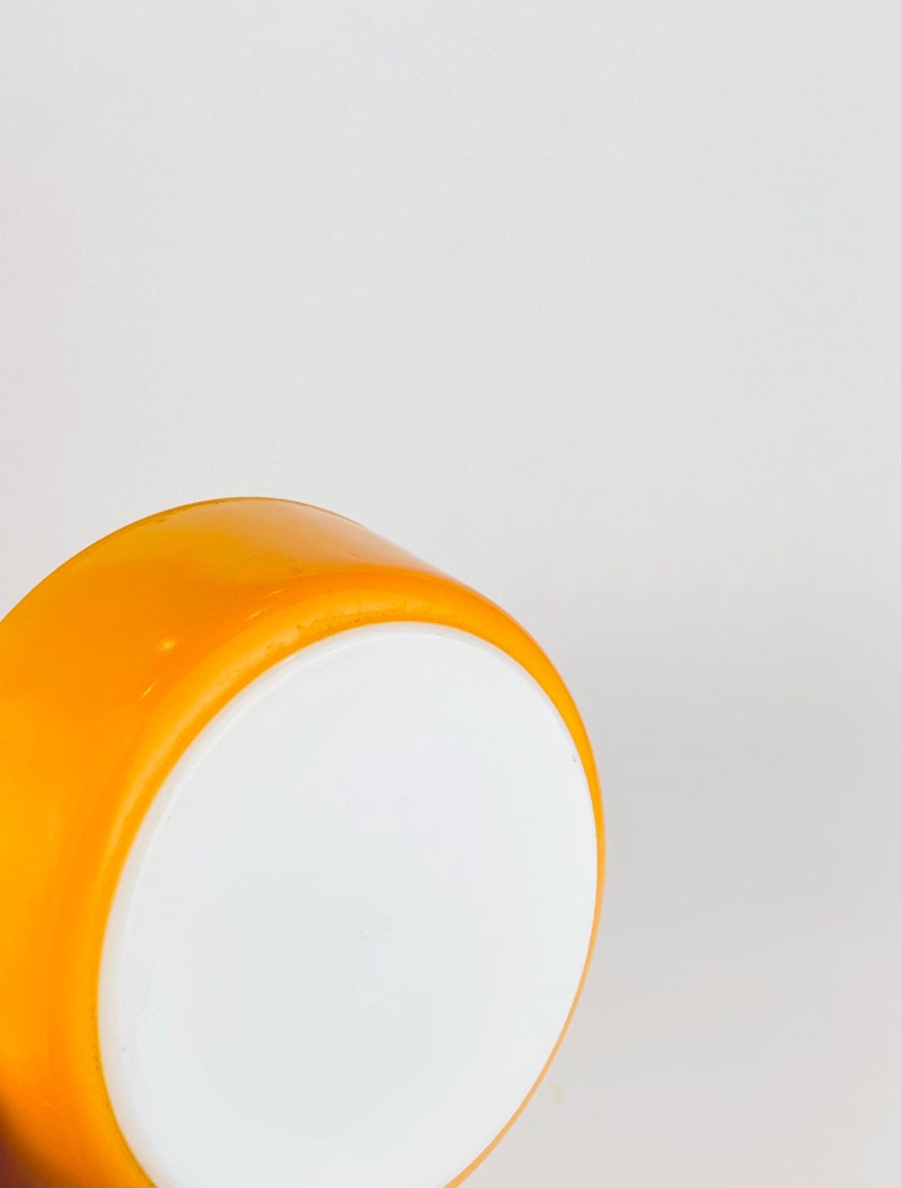 Product image for 'vintage yellow pyrex casserole dish 471 1 pt or 0 57 l' (view dbb266)