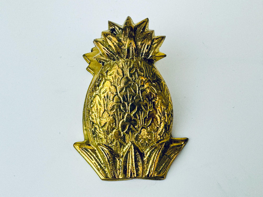 Product image for 'vintage solid brass pineapple paper clip attractive aged patina home office decor' (view 77230d)