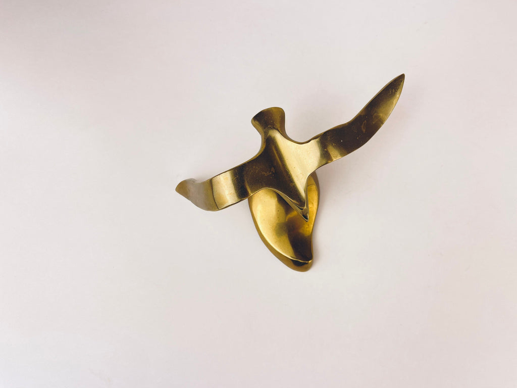 Product image for 'vintage solid brass moveable bird figurine attractive aged metal patina' (view 8ad883)