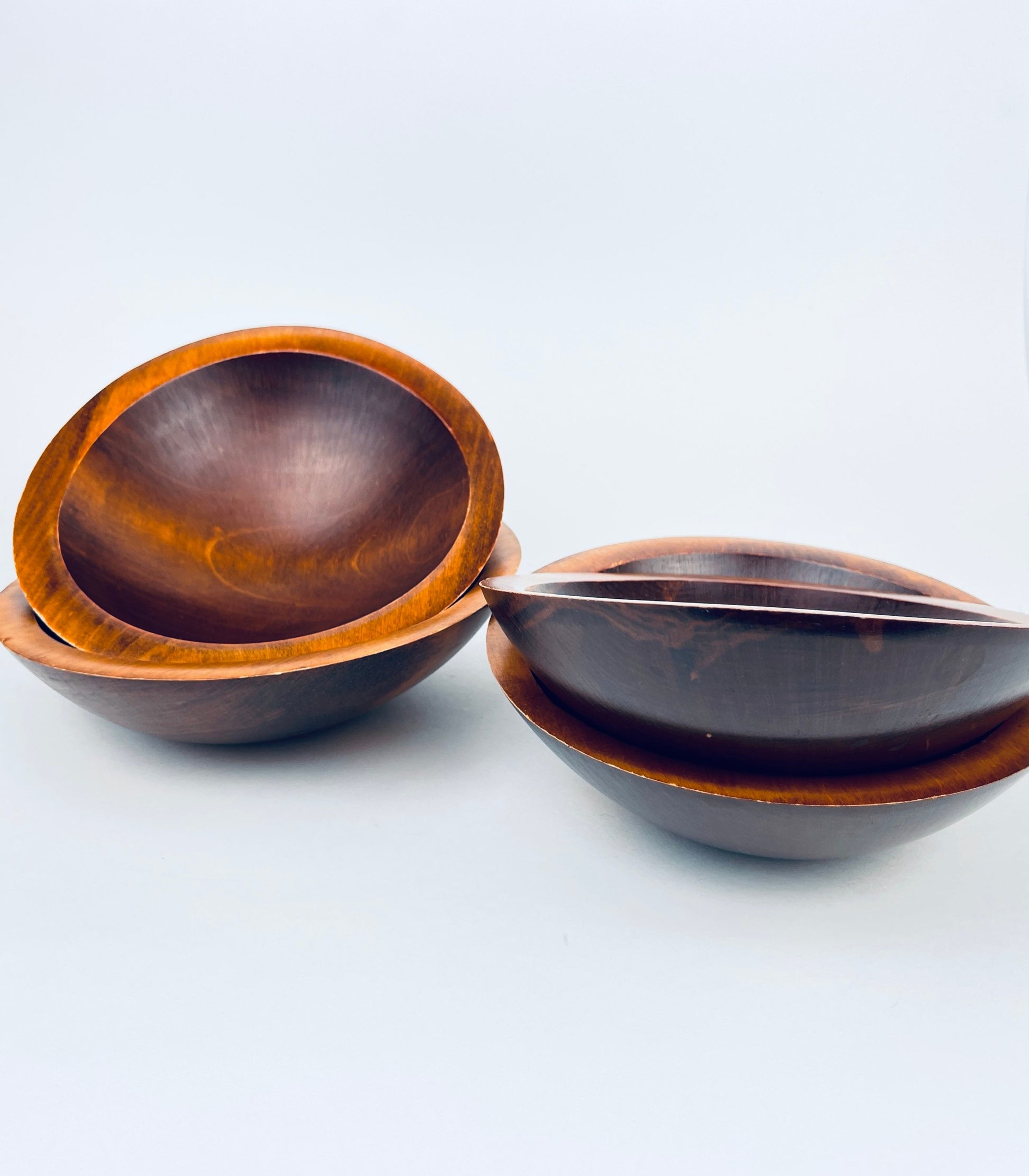 Product image for 'vintage oval wood salad bowls baribocraft canada set of four 4' (view 64ac29)