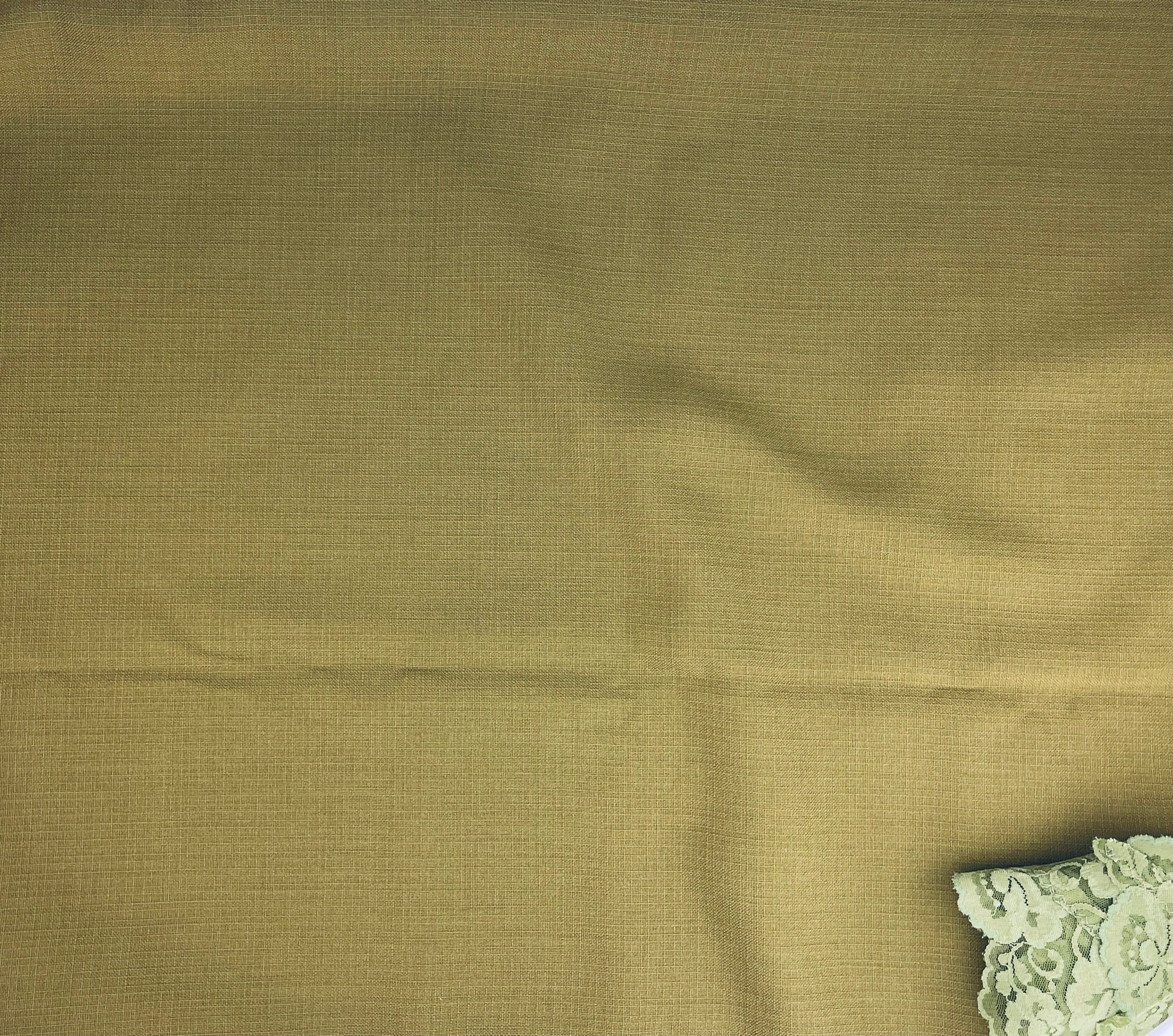 Product image for 'vintage olive green lace edge table cloth 51 x 67' (view 6ec2aa)
