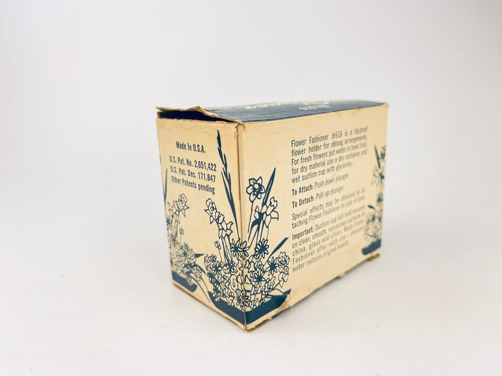 Product image for 'vintage flower fashioner flower holder made in usa by gadjo tip proof flower holder 616' (view 0fe0de)