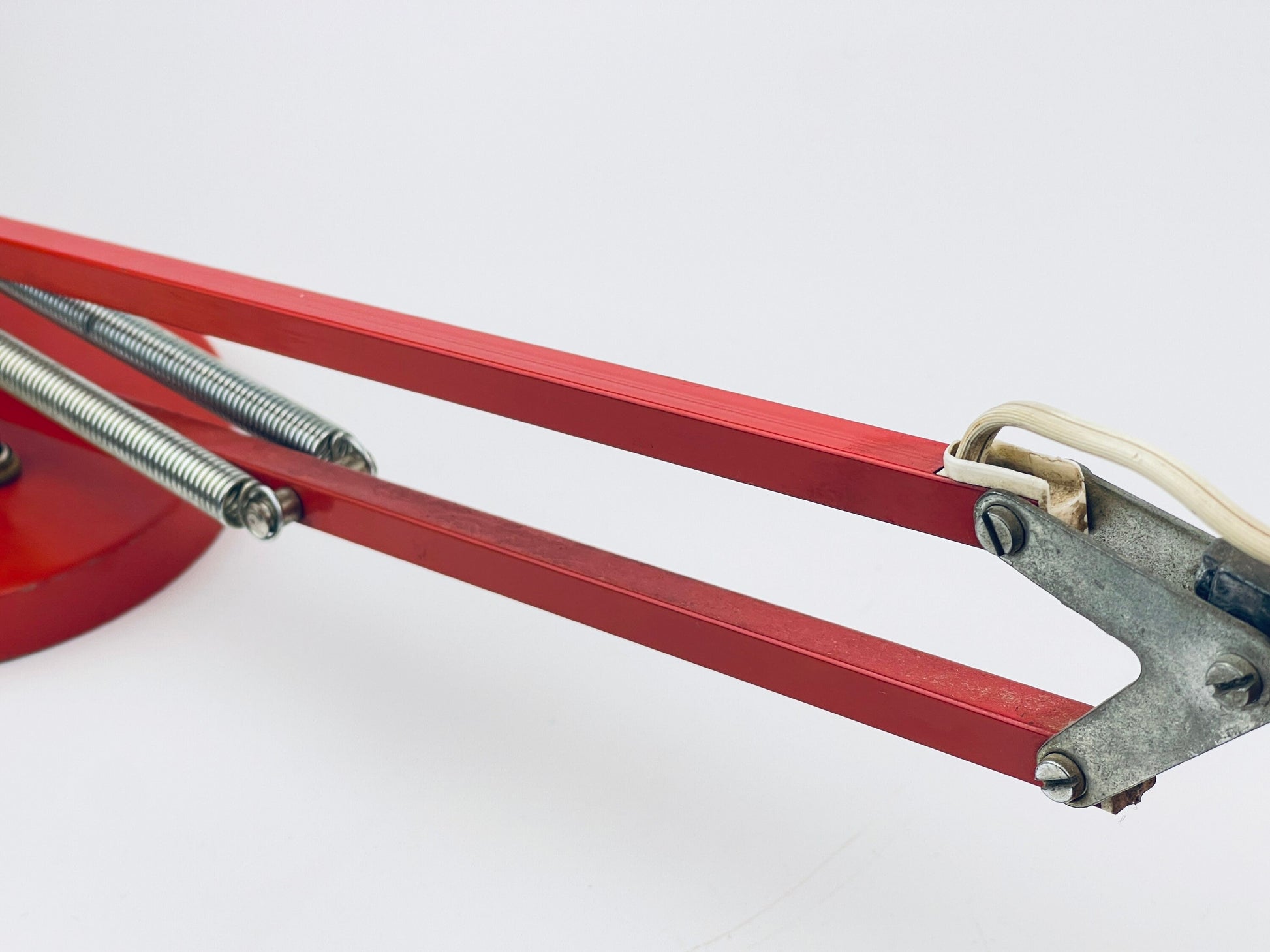 Product image for 'vintage retro red metal desk home office lamp adjustable sliding neck push switch' (view ff7000)