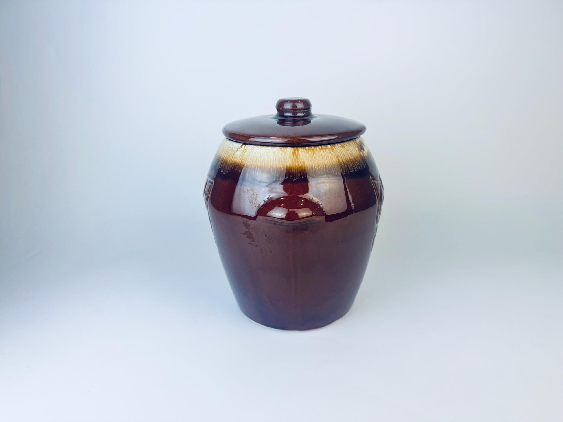 Product image for 'vintage mccoy pottery brown glazed ceramic cookie jar countertop canister made in usa' (view a02736)