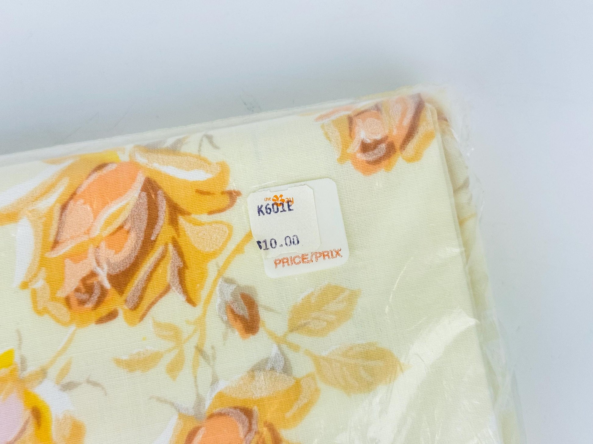 Product image for 'vintage tex made twin double floral sheet made in canada new old stock' (view 3cc992)