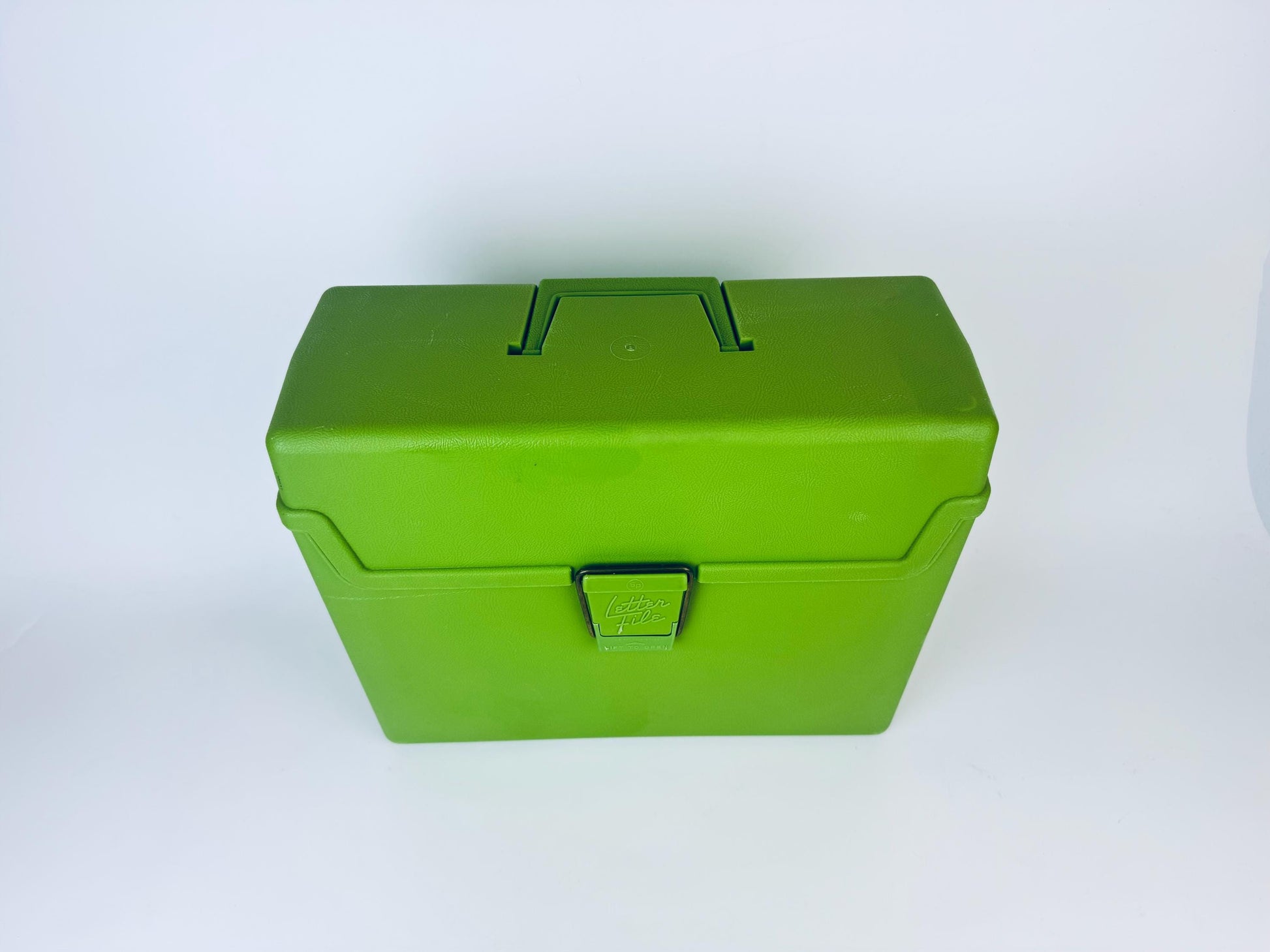 Product image for 'vintage sterling avocado green plastic letter file organizer' (view ba5a5f)