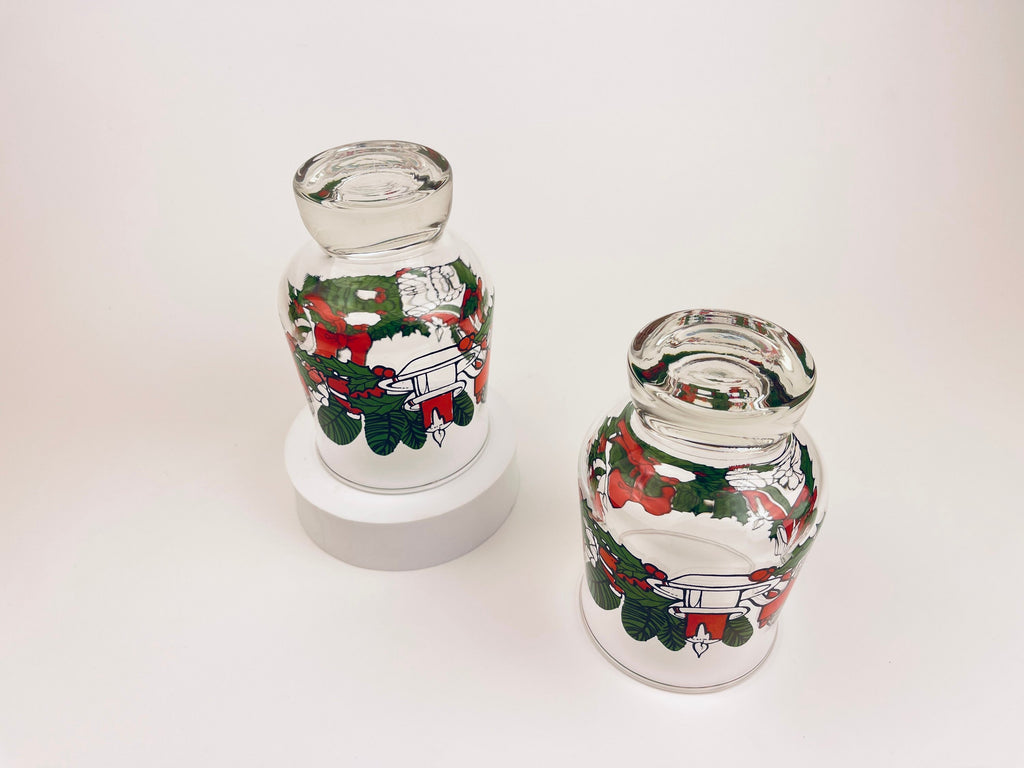 Product image for 'vintage glass christmas candleholders set of two 2 wreath candle pattern' (view d6d111)