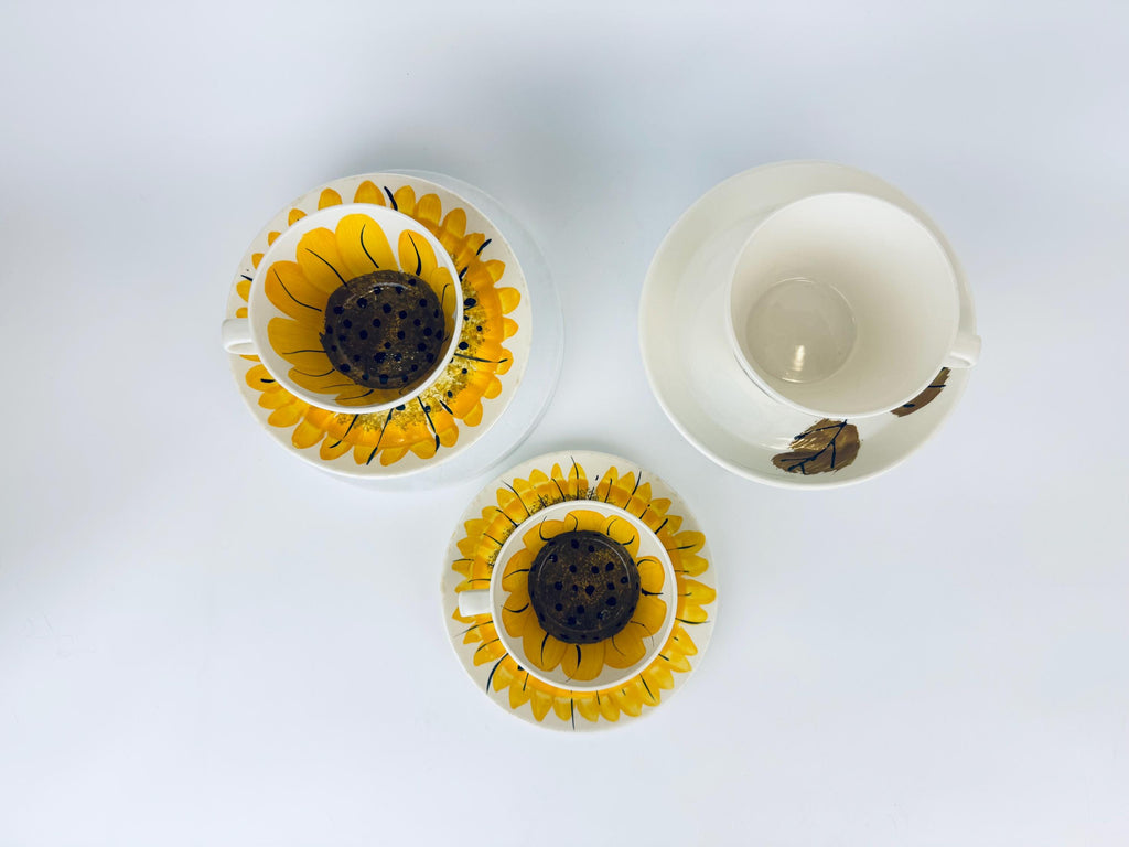 Product image for 'vintage vera jamaica hand painted mug saucer set 1960s pottery sunflower or plum design island worcester ceramic tableware' (view 276e1c)