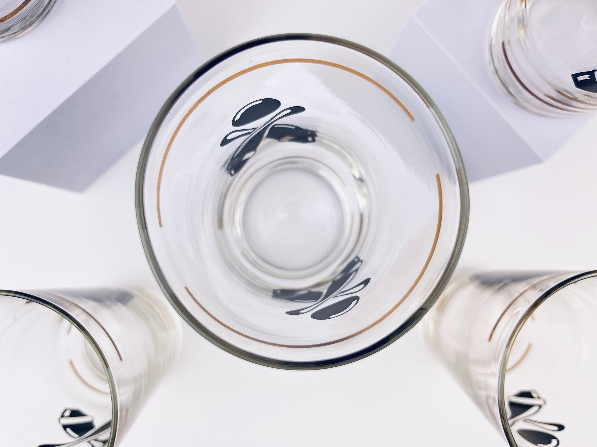 Product image for 'vintage bowling federal glasses set of five 5 tall clear glass with gold black' (view 8ebf0b)