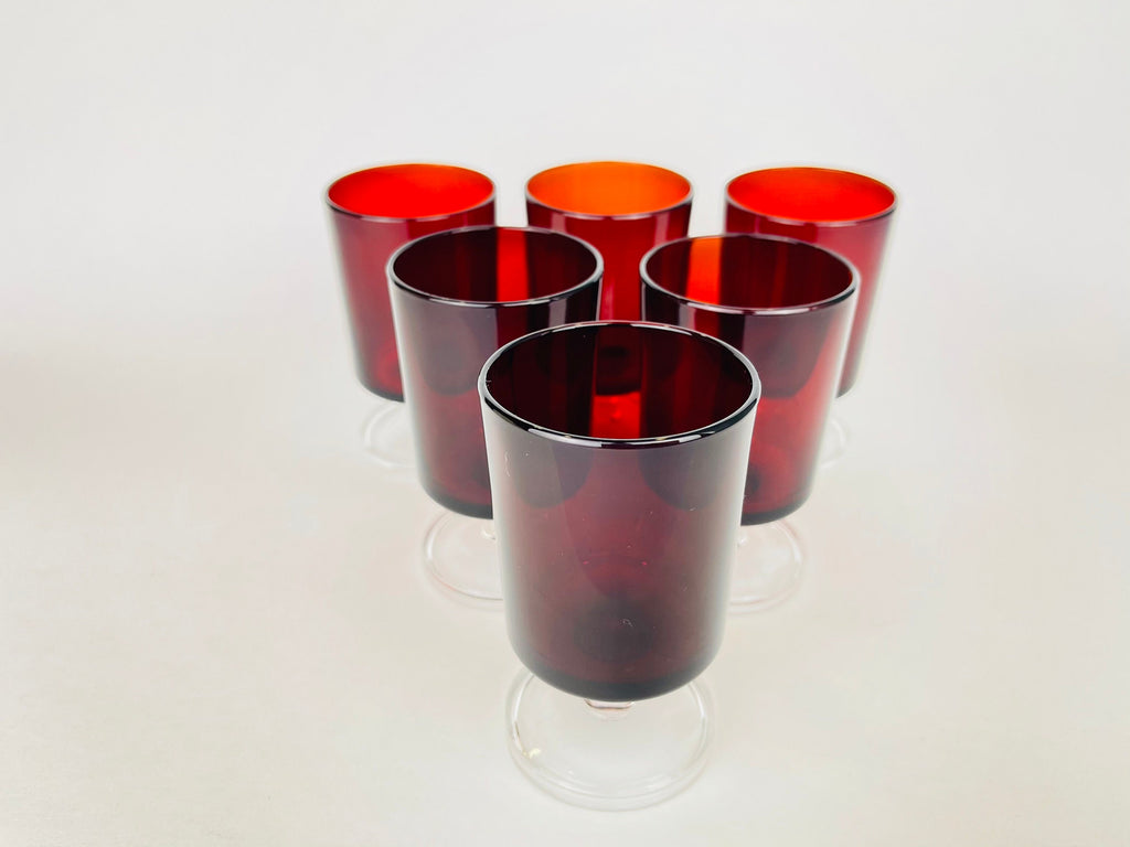 Product image for 'vintage cranberry red drinking glasses goblets set of six 6 made by luminarc in france' (view 897e16)