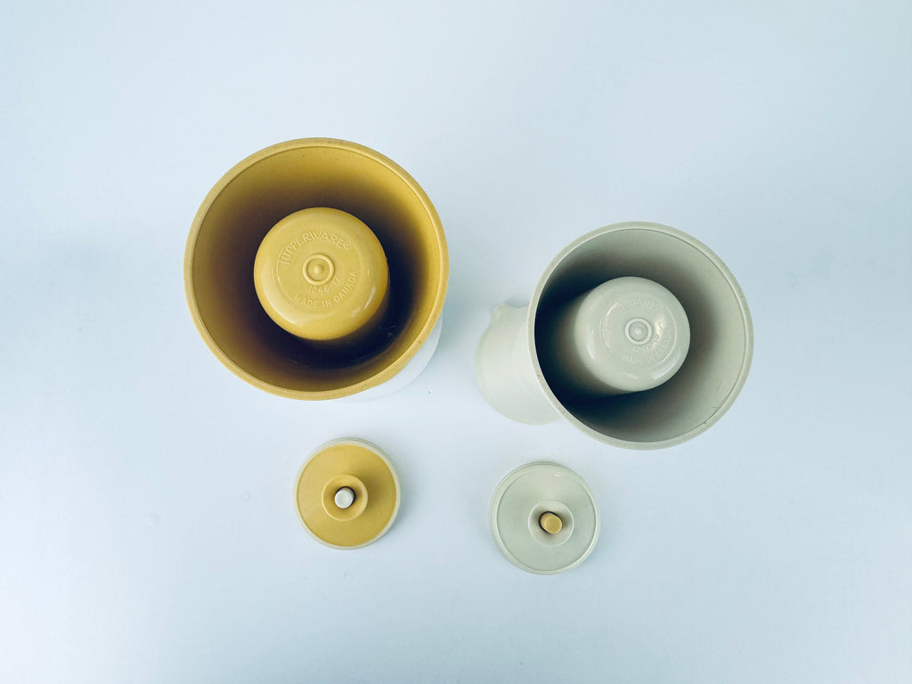 Product image for 'vintage plastic tupperware dressing cruet set of two 2 harvest gold almond colour made in canada' (view 268835)