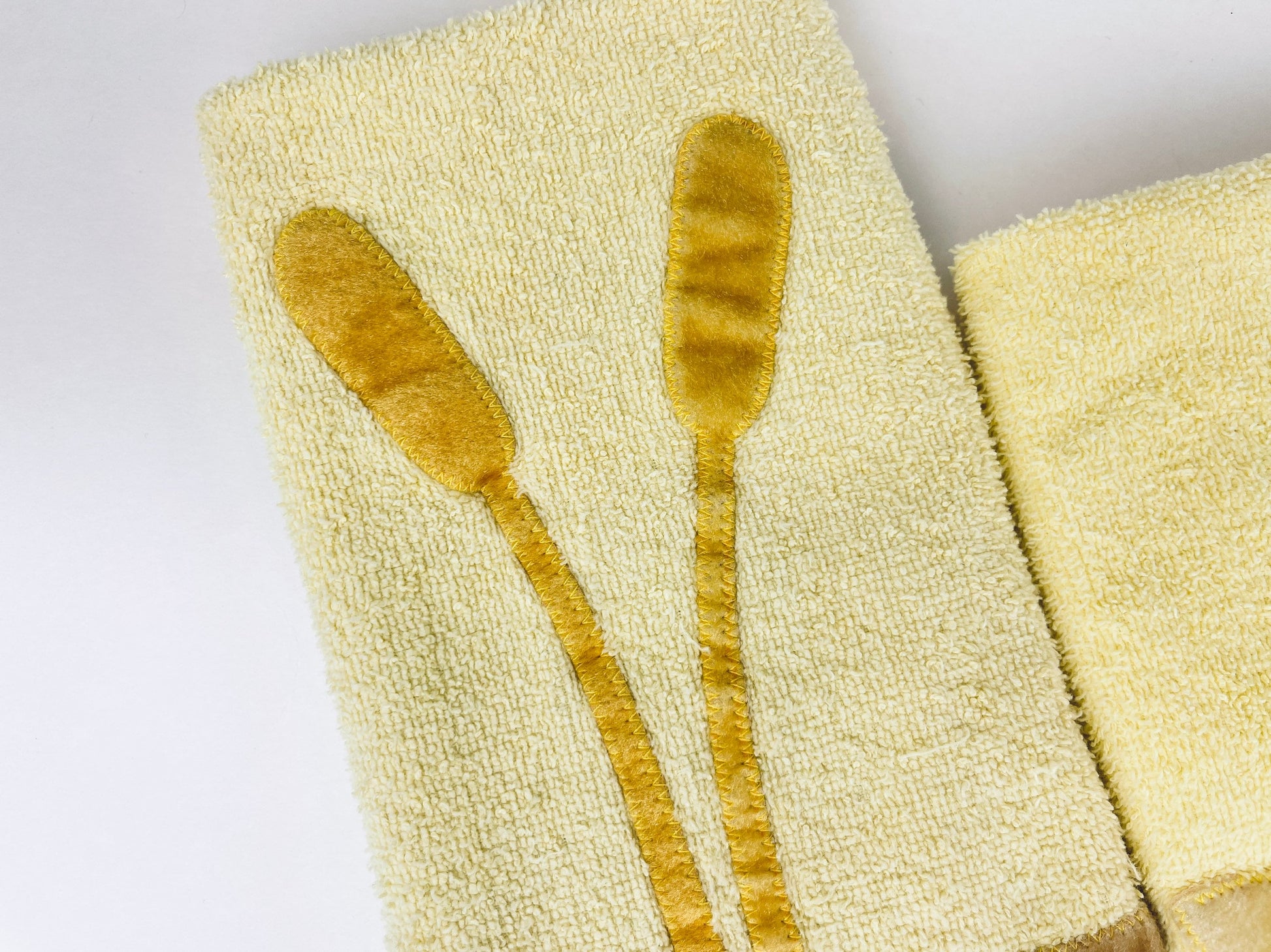 Product image for 'vintage yellow fringe hand towels set of two 2 all cotton made in usa' (view a1b594)