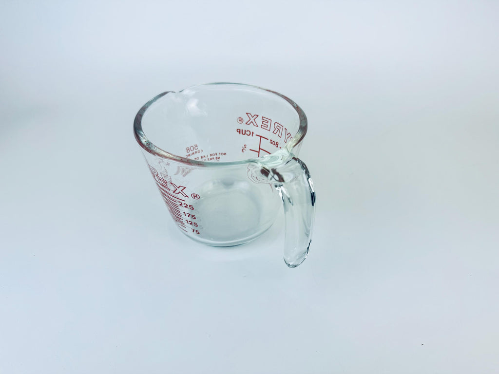 Product image for 'vintage pyrex 508 glass measuring cup 1 cup 250 ml metric imperial system made in usa' (view cf4840)