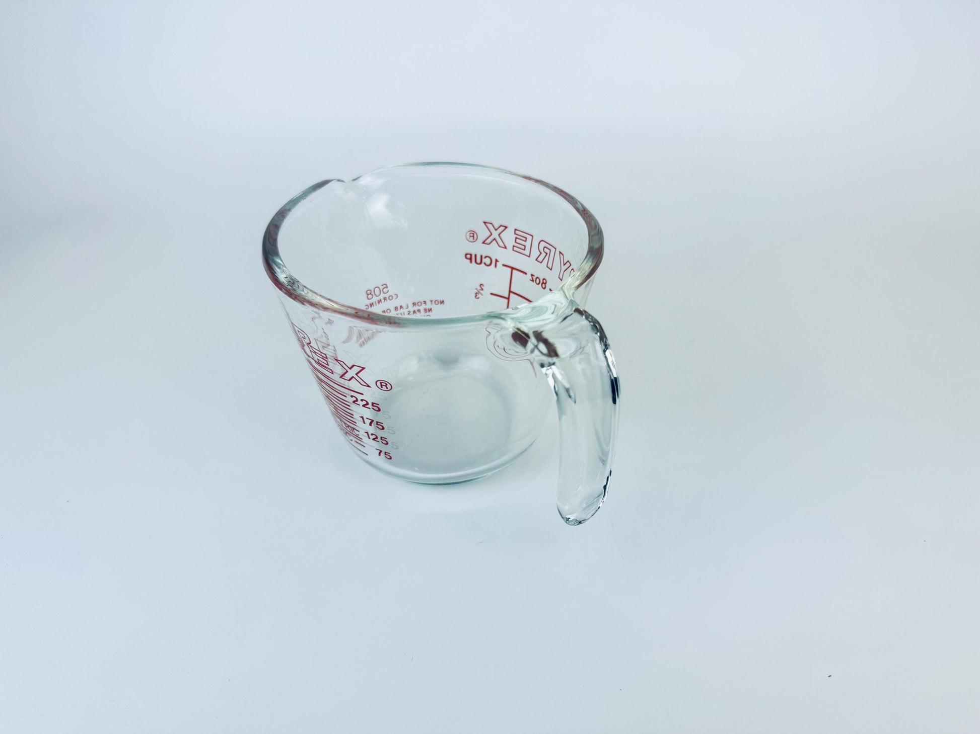 Product image for 'vintage pyrex 508 glass measuring cup 1 cup 250 ml metric imperial system made in usa' (view cf4840)