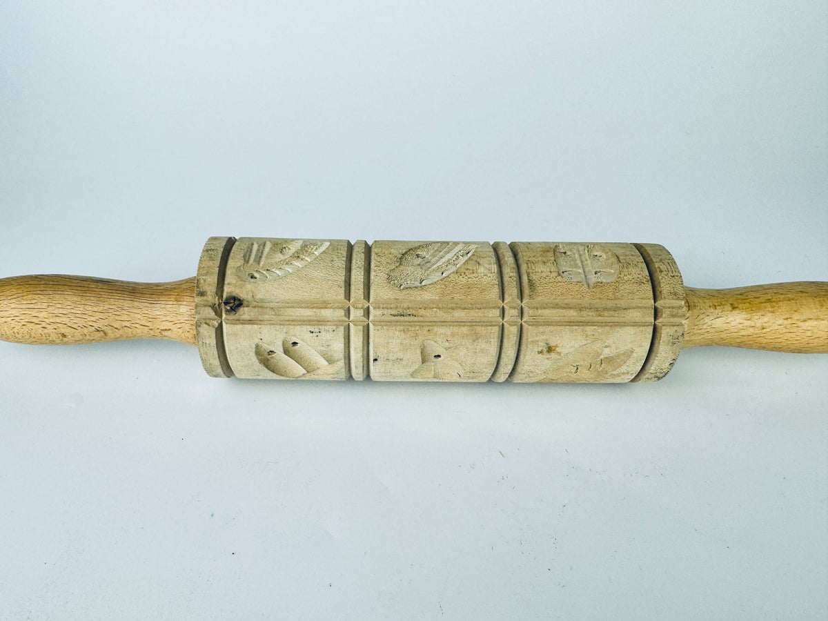 Product image for 'vintage springerle wood kitchen cookie press rolling pin 12 patterns made in germany' (view 6a0587)