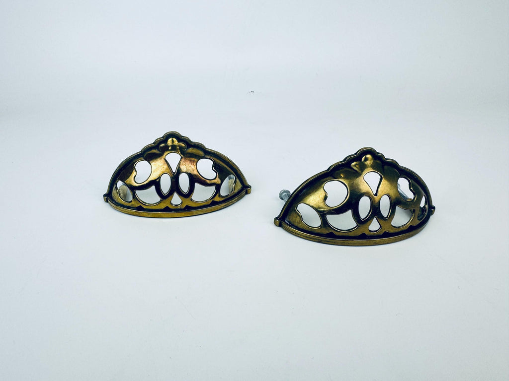 Product image for 'vintage ornate filigree solid brass hardware pulls set of two 2 furniture restoration' (view 06e084)