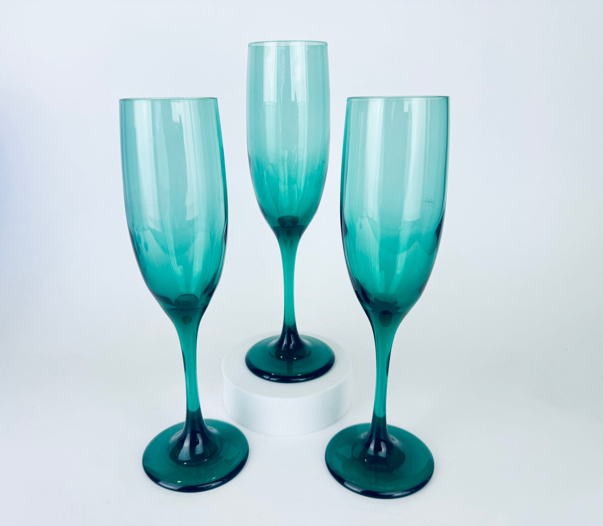 Product image for 'vintage libbey fluted champagne drinking glasses sets sold separately' (view 385efb)