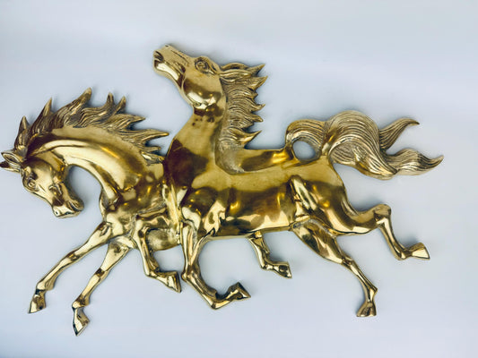 Product image for 'vintage solid brass galloping horses wall hanging decor equestrian farmhouse decor' (view 95f9e2)