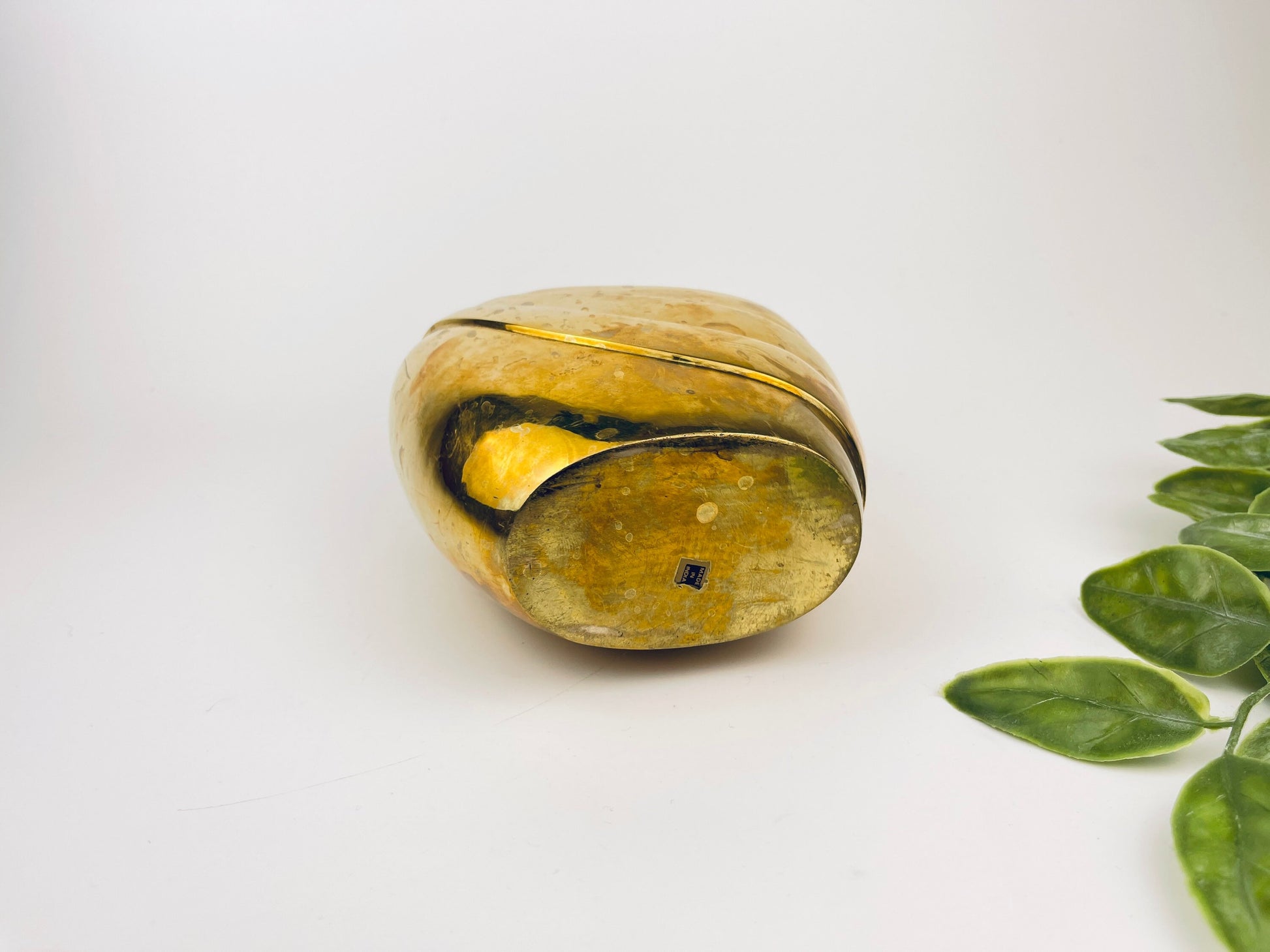 Product image for 'vintage art deco revival brass vase indoor planter attractive aged metal patina' (view 4e0311)