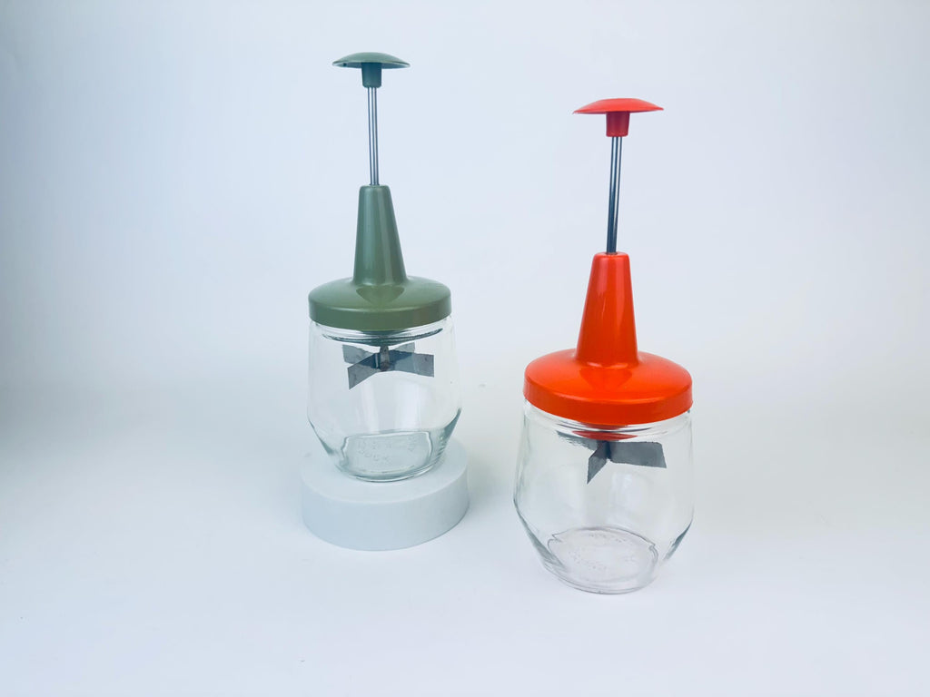 Product image for 'vintage androck hand held vegetable nut chopper made in canada sold separately' (view 5a8f8a)
