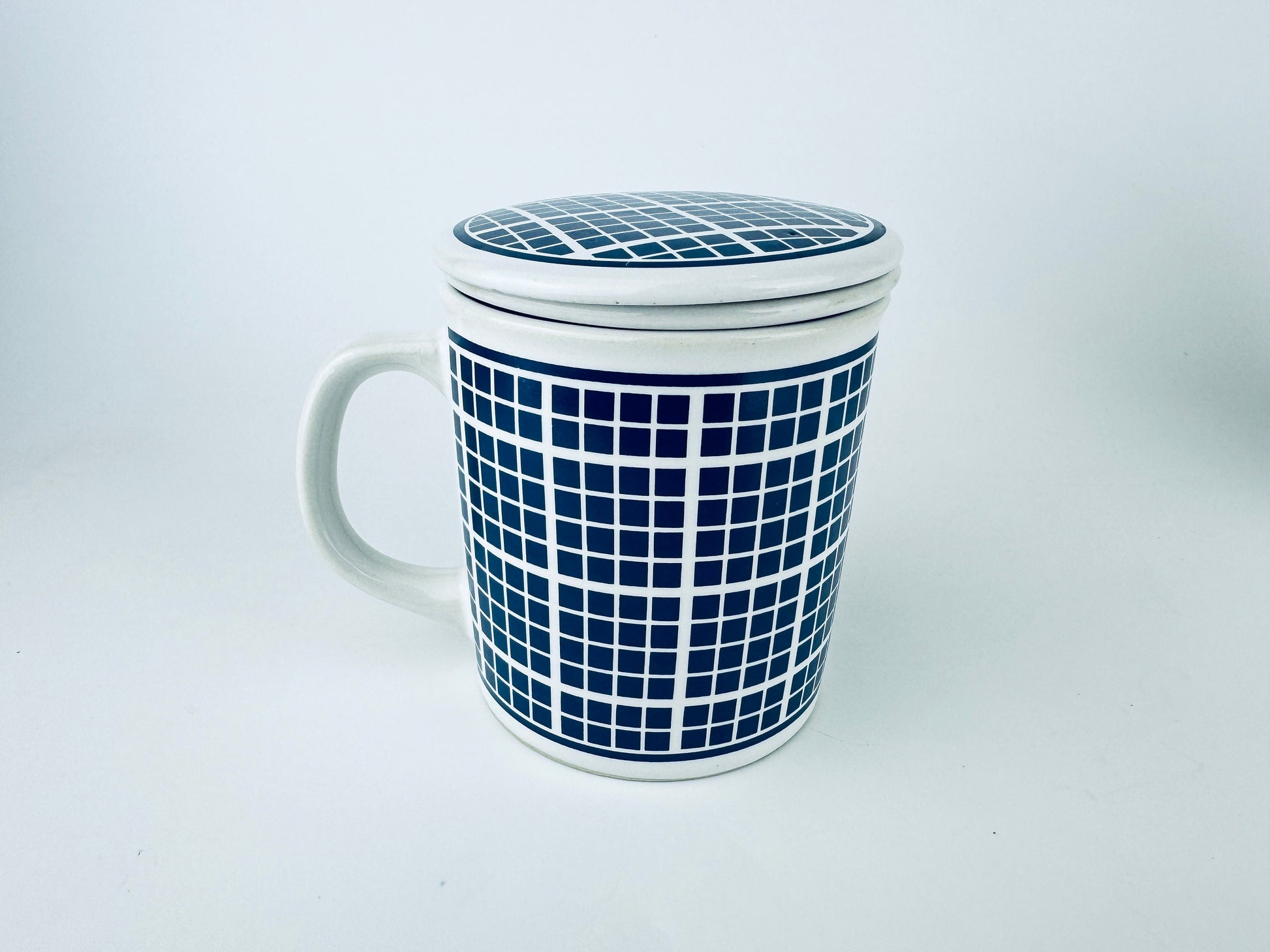 Product image for 'vintage ceramic tea mugs blue plaid pink geraniums design sold separately' (view 139c73)