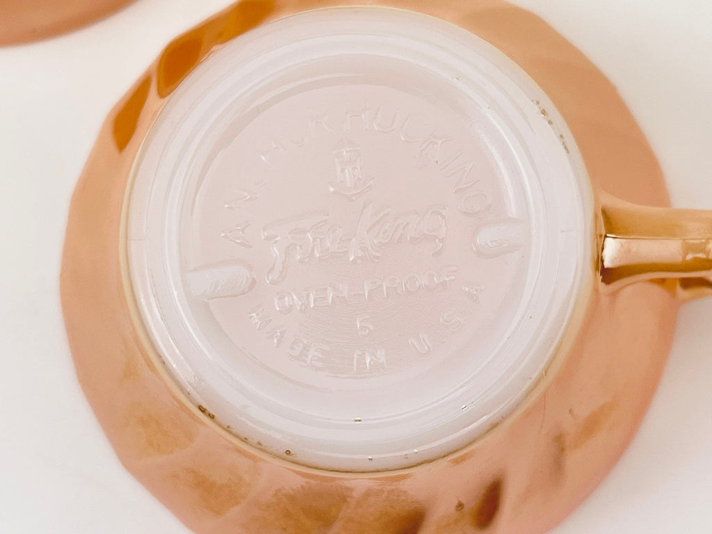 Product image for 'vintage peach lustreware swirl tea cups set of two 2 anchor hocking fire king made in usa' (view e28568)