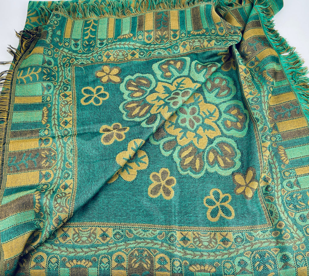 Product image for 'vintage green brown floral scroll fringe table cloth' (view 032ca6)